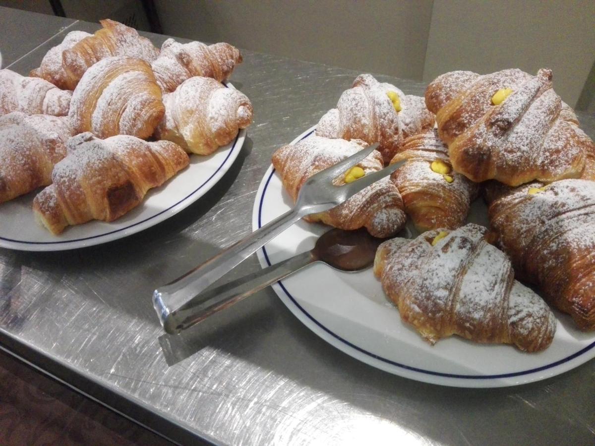 California Pastry Hotel Cervia Exterior foto